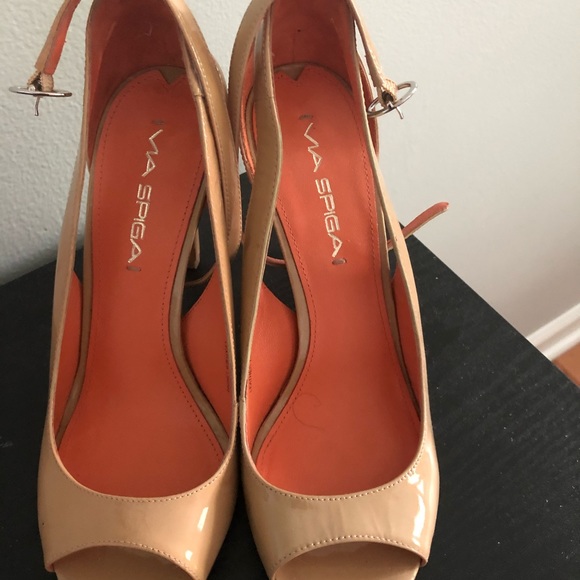 Via Spiga patent leather heels - Picture 1 of 5